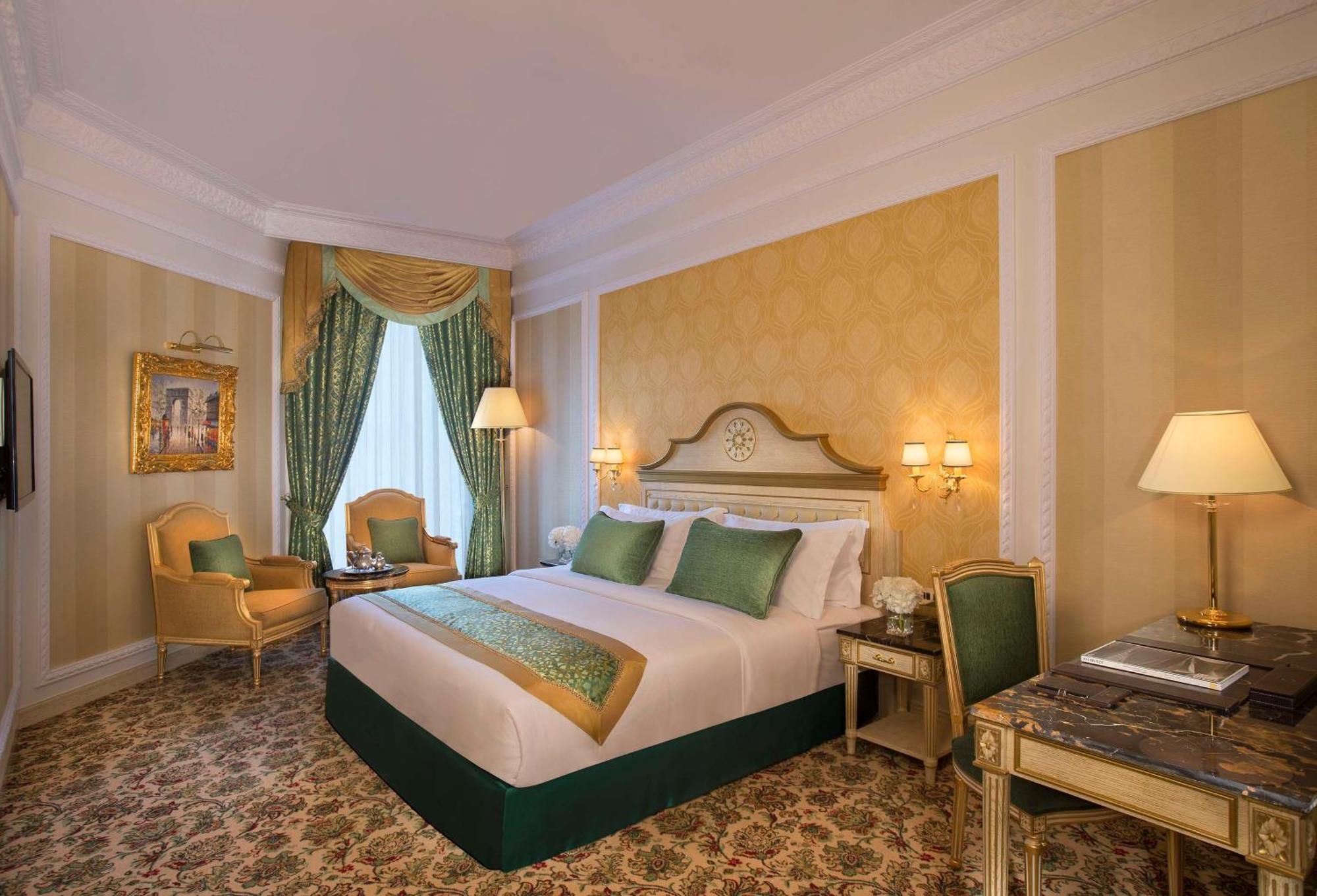 Royal Rose Abu Dhabi, A Curio Collection By Hilton Affiliated Hotel Экстерьер фото